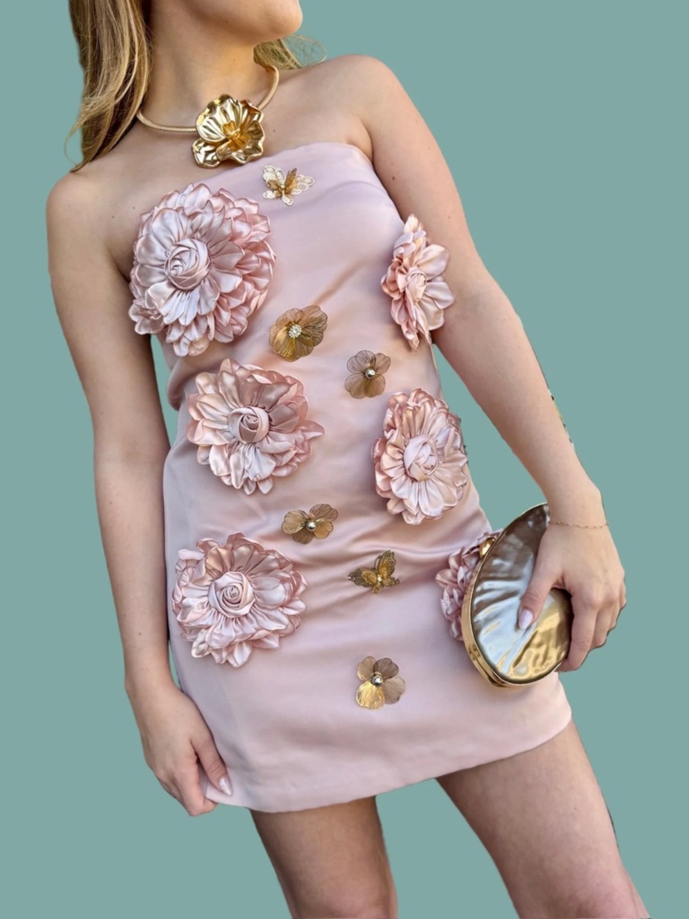 Elliatt Camile 3D Floral Mini Dress Champagne Pink NEW - Picture 9 of 12